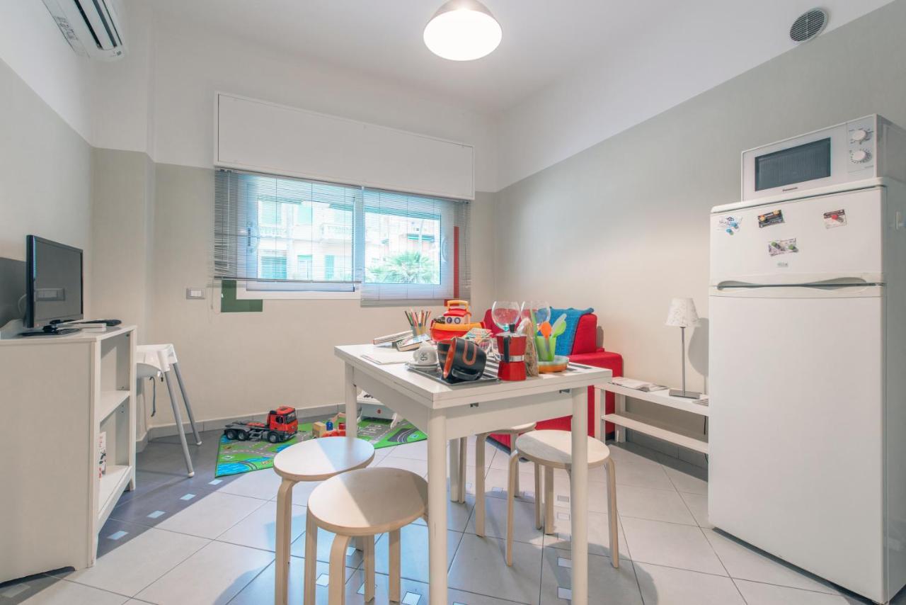Babyaccommodation Family Sea & Box 皮特拉利古 外观 照片